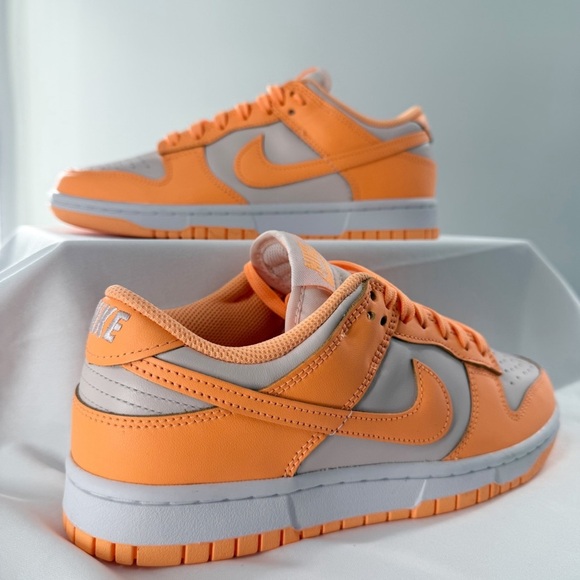 Nike Dunk Low Women’s vibrant Peach Cream White DD1503-801 Size 8.5 - Picture 11 of 16
